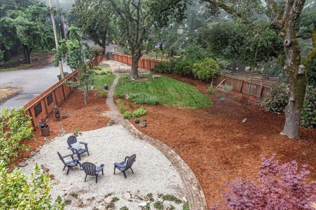 21721 Summit Road, Los Gatos CA: https://media.crmls.org/mediaz/7aadc422-6efe-4871-9e9c-89586ad5c746.jpg