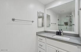 18520 Asuncion Street, Porter Ranch CA: https://media.crmls.org/mediaz/7aae585e-ff4f-47a6-9fd1-2b24a935ad11.jpg