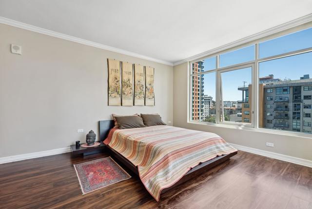425 W Beech Street, San Diego CA: https://media.crmls.org/mediaz/7ab0714b-3553-42aa-94d6-fbd8ef7fc161.jpg