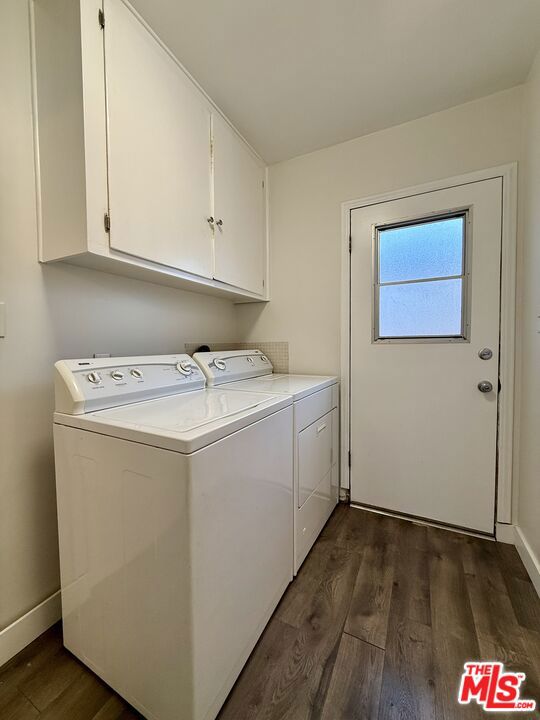 6938 Balboa Boulevard, Van Nuys CA: https://media.crmls.org/mediaz/7ab09d28-2099-45fa-b509-fdb034d5fb23.jpg