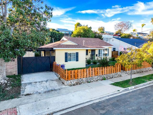 4920 Elsa Road, San Diego CA: https://media.crmls.org/mediaz/7ab193bc-6761-4f05-8851-5dfb9362e24d.jpg