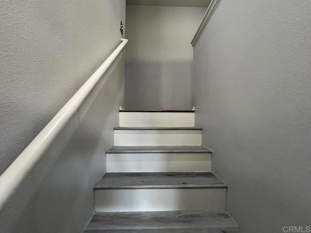 https://media.crmls.org/mediaz/7ab19498-eabb-4cdd-8e24-9335114dcb05.jpg?preset=X-Large