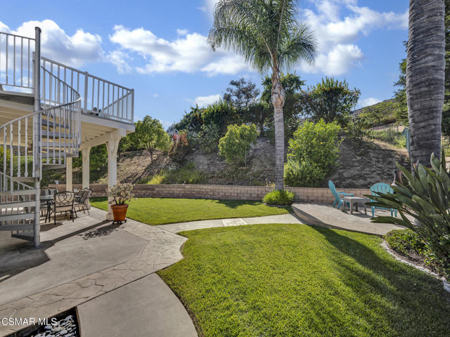 659 N Muirfield Avenue, Simi Valley CA: https://media.crmls.org/mediaz/7ab2ad94-db33-4ca1-b1ec-72a31f006c19.jpg