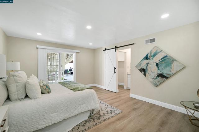 767 47Th St, Oakland CA: https://media.crmls.org/mediaz/7ab2b82a-929e-4a6c-b29b-9c30f2fd1dab.jpg