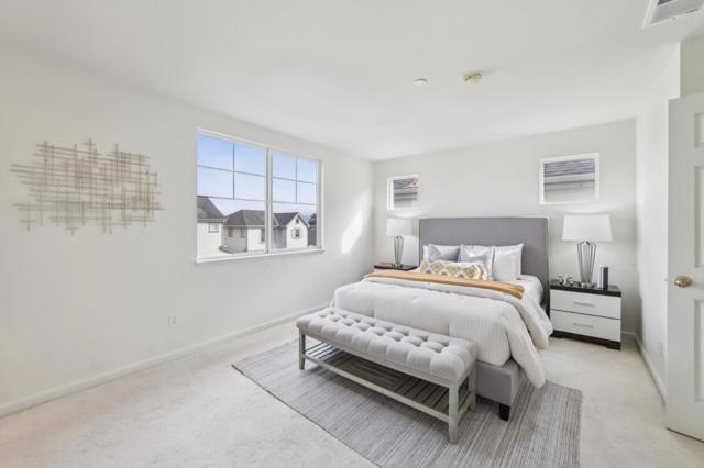 158 Oak Avenue, South San Francisco CA: https://media.crmls.org/mediaz/7ab371dd-994f-4467-9c28-7b13f4dd2e6e.jpg