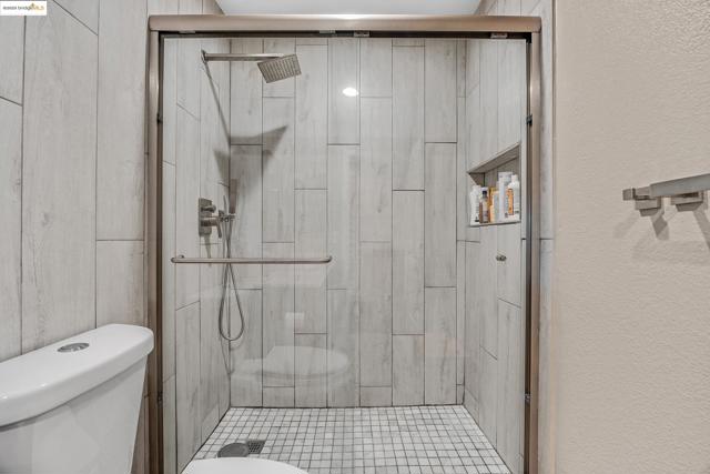 5736 Idlewood Street, Dublin CA: https://media.crmls.org/mediaz/7ab47c7b-216a-4233-8410-2ea4625f4757.jpg