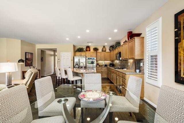 81945 Golden Star Way, La Quinta CA: https://media.crmls.org/mediaz/7ab5dd03-9877-43f3-99a3-86149174977f.jpg