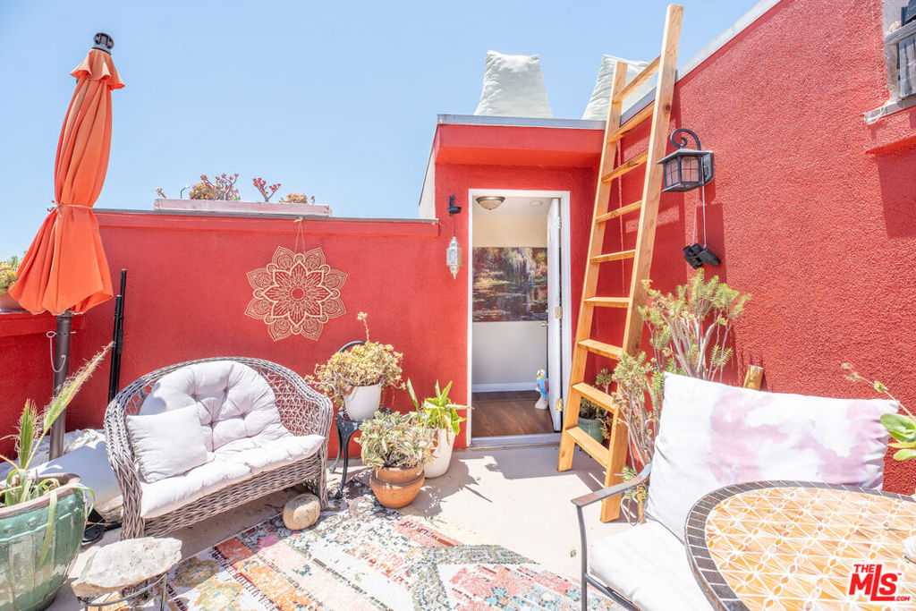 5254 Corteen Place #10