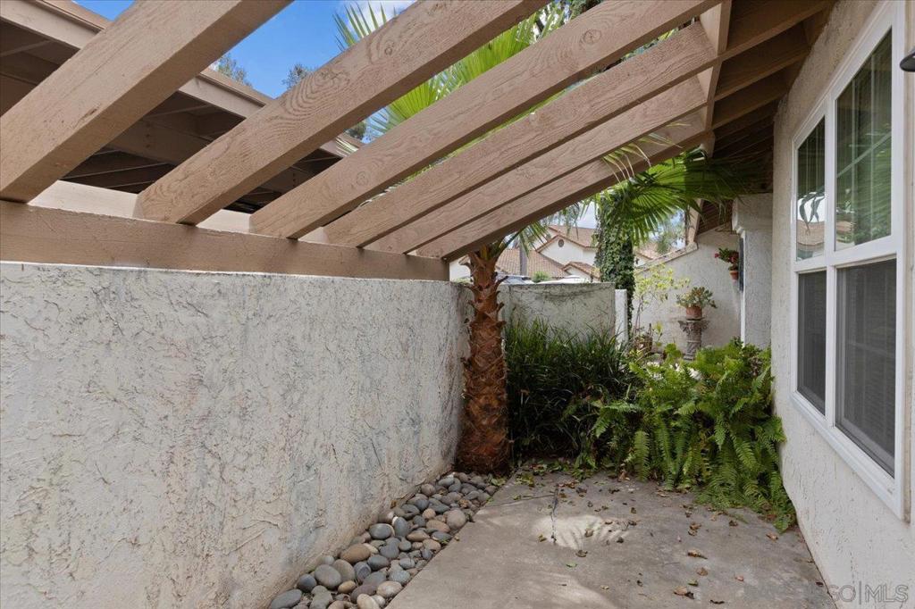 1651 Juniper St - photo 12