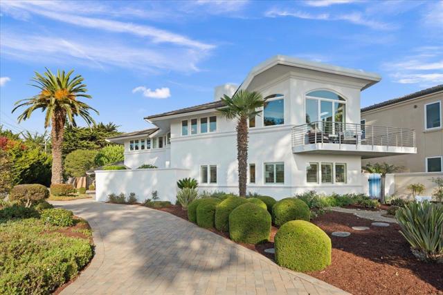 433 Seaview Drive, Aptos CA: https://media.crmls.org/mediaz/7ab7f4ee-7006-4f52-b1dd-8a2c47c57a66.jpg