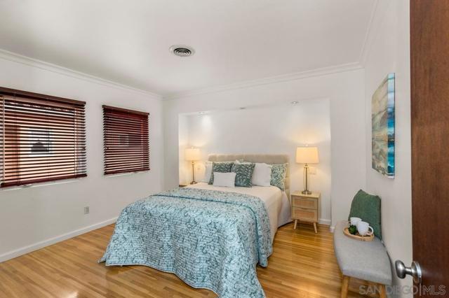 Image 20 of 32 For 5252 Marlborough Dr