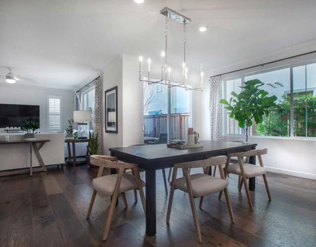 2429 Artisan Way, Fairfield CA: https://media.crmls.org/mediaz/7ab93459-112a-48ca-8512-70881ad082c0.jpg