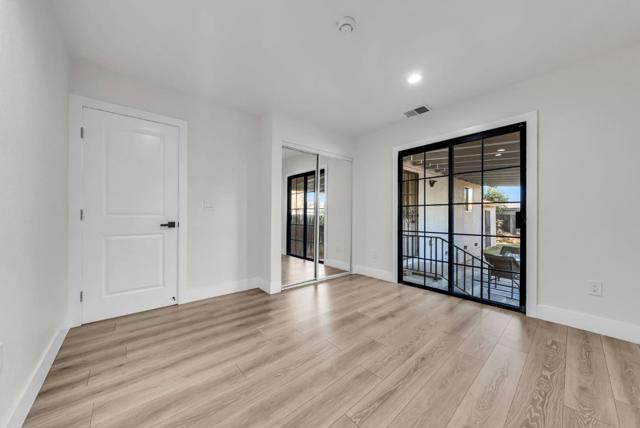 1539 E San Fernando Street, San Jose CA: https://media.crmls.org/mediaz/7ab94307-8700-4a62-9975-f43fb250f428.jpg