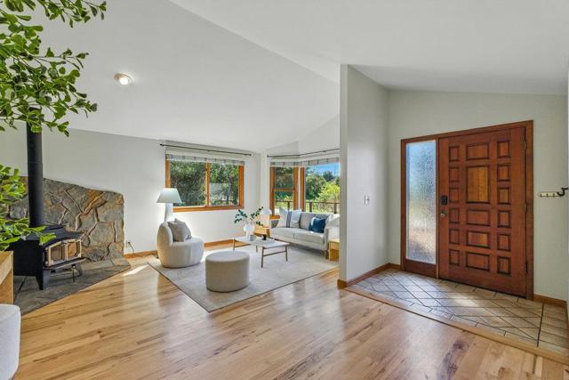 430 Marine Boulevard, Moss Beach CA: https://media.crmls.org/mediaz/7aba03ef-e57b-478e-b247-efdf73087714.jpg