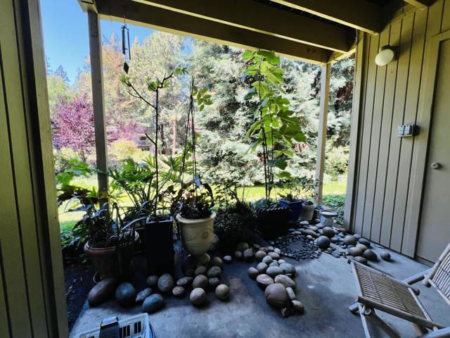 505 Cypress Point Drive, Mountain View CA: https://media.crmls.org/mediaz/7abad20f-5a37-4e32-aa68-253e41d46ba2.jpg