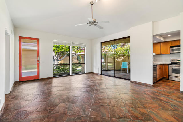 2501 N Indian Canyon Drive #631, Palm Springs, CA 92262