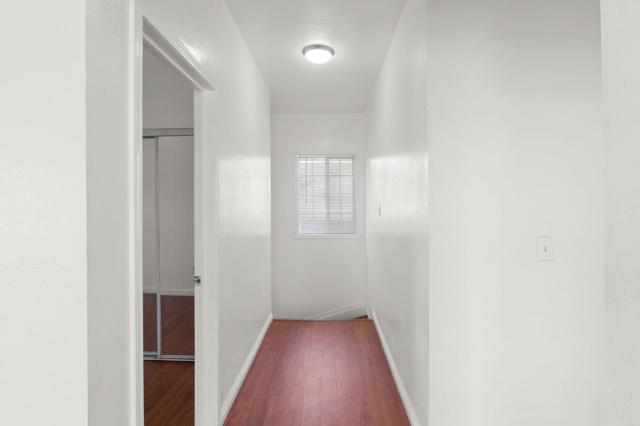 1049 55th Street, Emeryville CA: https://media.crmls.org/mediaz/7abc3ea2-8c80-47c2-b073-e3508055c86f.jpg
