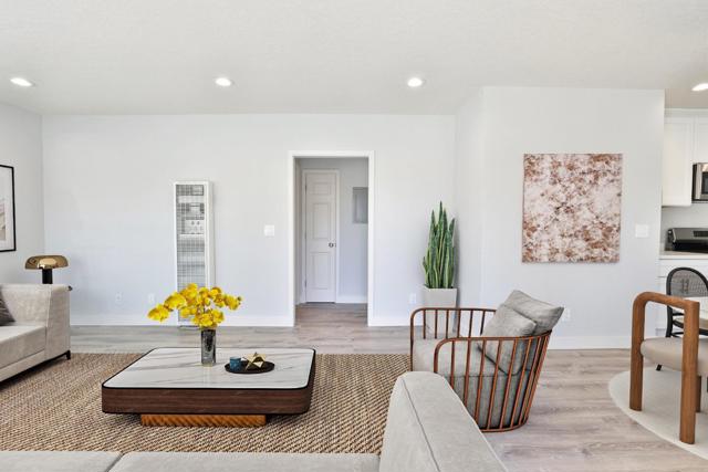 3519 Hoover Street, Redwood City CA: https://media.crmls.org/mediaz/7abce436-c3a5-48b1-b7f0-ac008d00c8c8.jpg