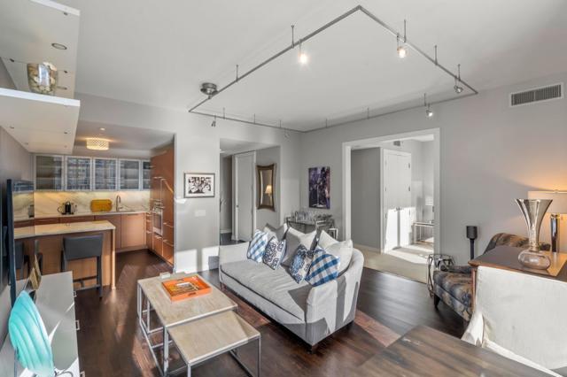 Image 6 of 39 For 301 Mission Street 36f