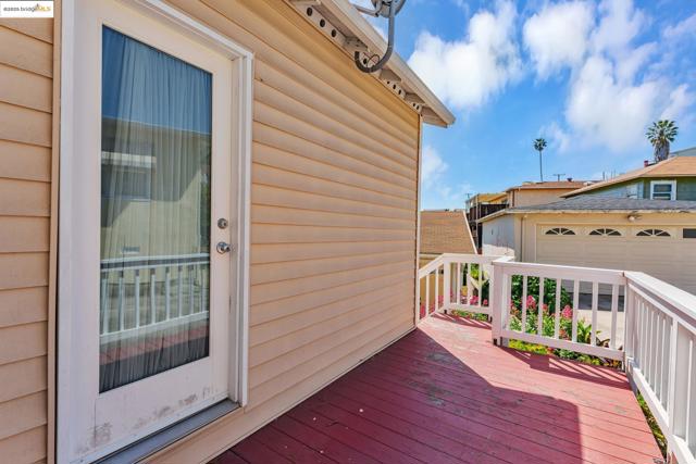 2116 LUNA AVENUE, San Leandro CA: https://media.crmls.org/mediaz/7abd2018-93a1-45ef-9861-45c94521e981.jpg