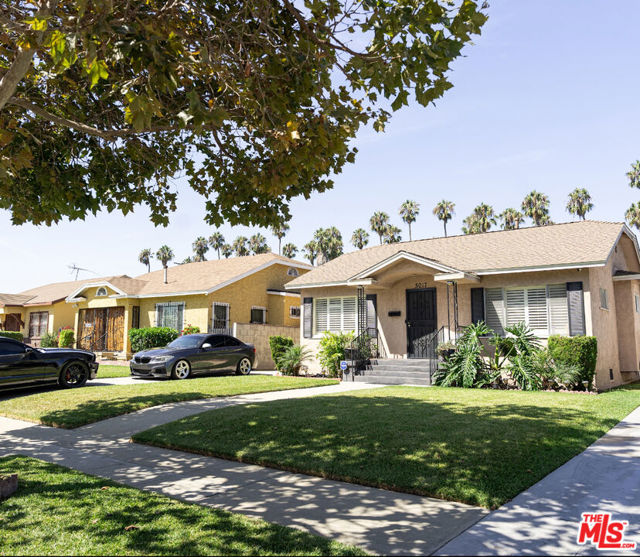 5017 5th Avenue, Los Angeles CA: https://media.crmls.org/mediaz/7abd5b0b-c1fa-4fb7-982c-1dc2a07c1f3a.jpg