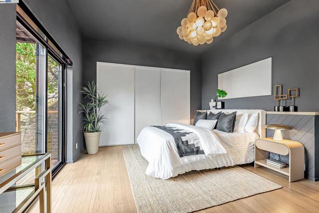 1106 Besito Ave, Berkeley CA: https://media.crmls.org/mediaz/7abd68a1-011c-4629-87a0-2ce77073c35d.jpg
