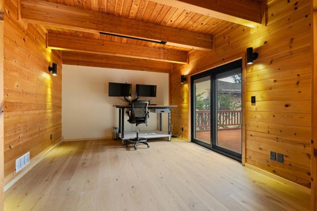 450 Sevilla Avenue, El Granada CA: https://media.crmls.org/mediaz/7abd8538-e694-4394-8831-908ac48aced9.jpg