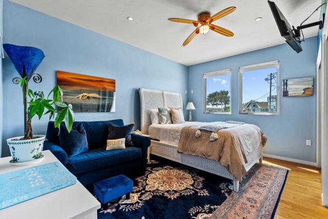 890 West Cliff Drive, Santa Cruz CA: https://media.crmls.org/mediaz/7abd8822-0342-41bd-8f73-5452cc7a9819.jpg