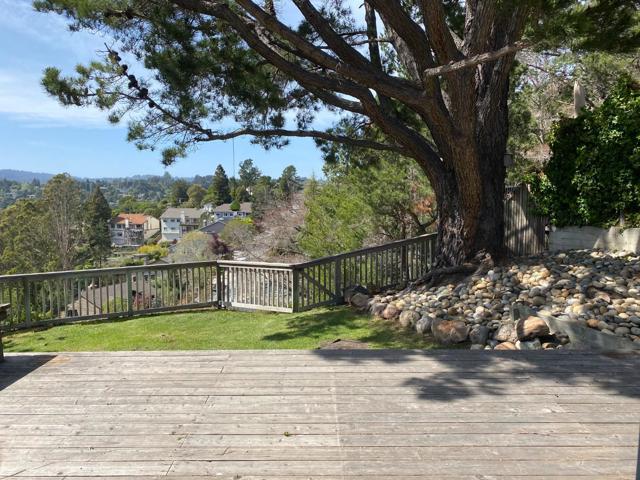 1456 Bel Aire Road, San Mateo CA: https://media.crmls.org/mediaz/7abdefa9-c1f2-4011-bc5a-30bc2b6ae429.jpg