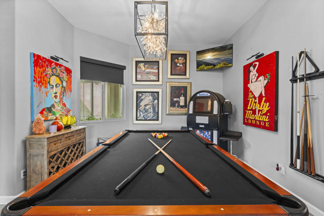 80 Zinfandel, Rancho Mirage CA: https://media.crmls.org/mediaz/7abff0b5-28a6-43c8-aedb-c2394a2f1132.jpg