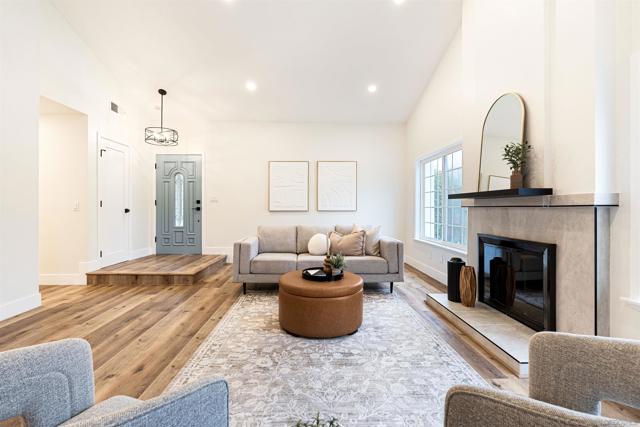 10671 Montego Dr, San Diego CA: https://media.crmls.org/mediaz/7ac03124-0591-4cf1-ab1a-72586533b686.jpg