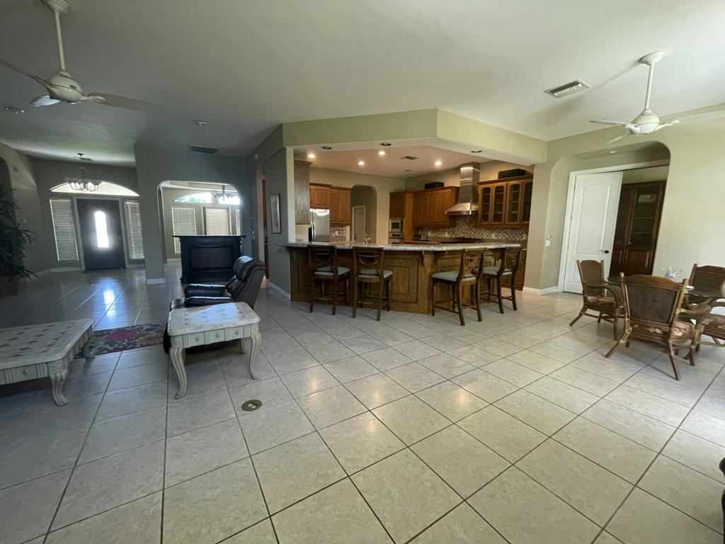 MLS #219142948DA image #4