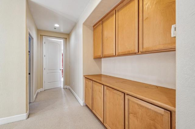 36 Pointe View Place, South San Francisco CA: https://media.crmls.org/mediaz/7ac155f5-6aff-41ea-ba31-6588750c3d2c.jpg