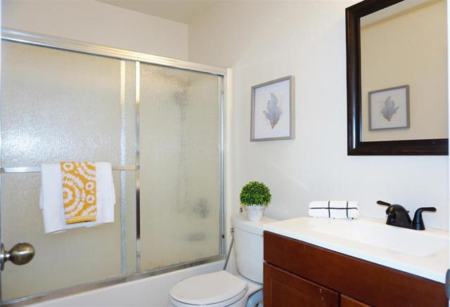 4974 Flat Rock Circle, San Jose CA: https://media.crmls.org/mediaz/7ac22654-5032-458a-9c8e-d01722f09d86.jpg