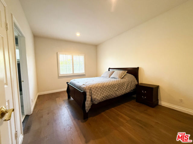 15020 Encanto Drive, Sherman Oaks CA: https://media.crmls.org/mediaz/7ac273a4-51b6-4f4e-984d-0f25b668ebc0.jpg