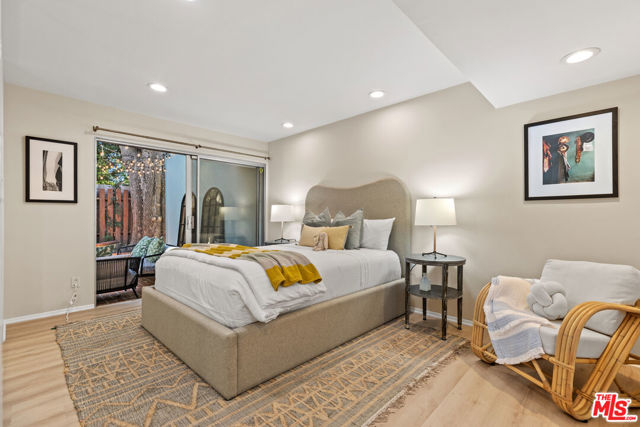 2329 Manning Avenue, Los Angeles CA: https://media.crmls.org/mediaz/7ac3ed61-e73b-454b-91e2-dee4558c7862.jpg