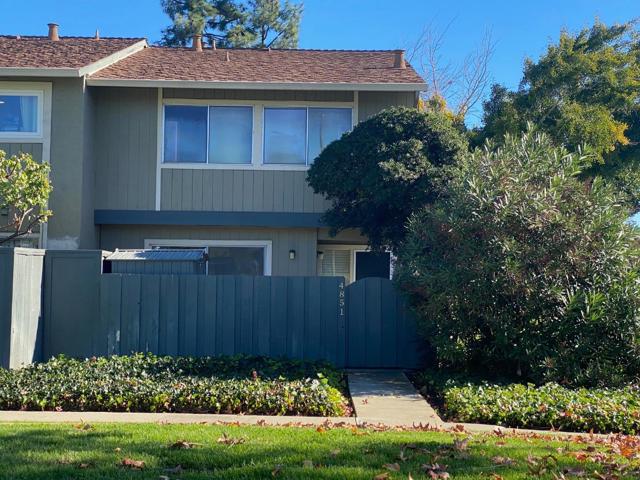 4851 Mintwood Court, San Jose CA: https://media.crmls.org/mediaz/7ac4a065-ef52-4791-96c0-f918334760b8.jpg