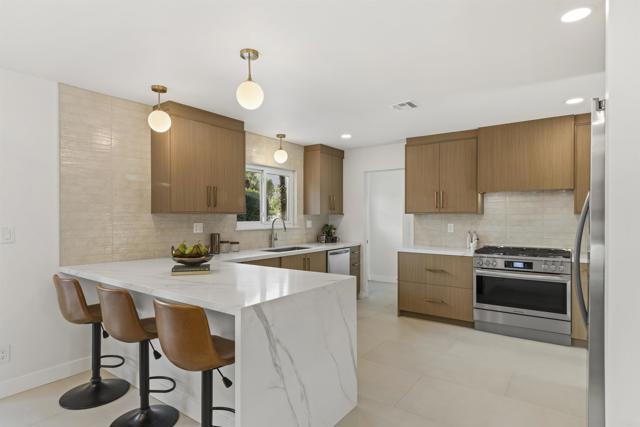 Detail Gallery Image 4 of 24 For 1111 S San Joaquin, Palm Springs,  CA 92264 - 3 Beds | 2 Baths