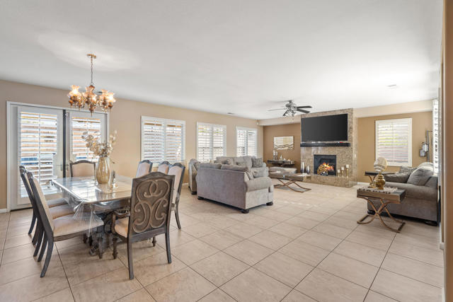 Image 4 of 53 For 82688 Mandrone Drive