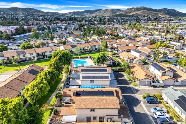 9560 Frank Way, Santee CA: https://media.crmls.org/mediaz/7ac8ac6c-f781-4575-bd1f-9eb1c5f6cf6e.jpg