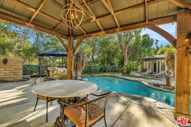 7170 Deveron Ridge Road, West Hills CA: https://media.crmls.org/mediaz/7ac8c37a-1775-45bb-a6d1-3f516ea10d5b.jpg