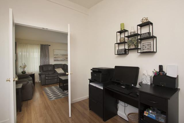 Image 21 of 45 For 14777 Palm Drive  186