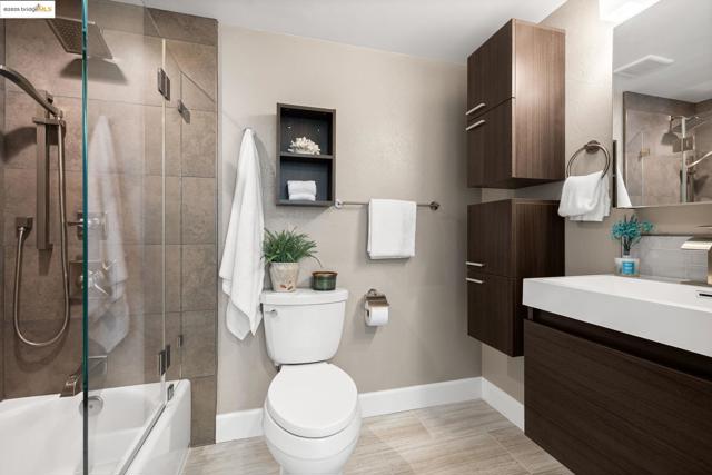 1515 Schenone Ct, Concord CA: https://media.crmls.org/mediaz/7acab501-afae-499f-a5ee-4401b2960abe.jpg