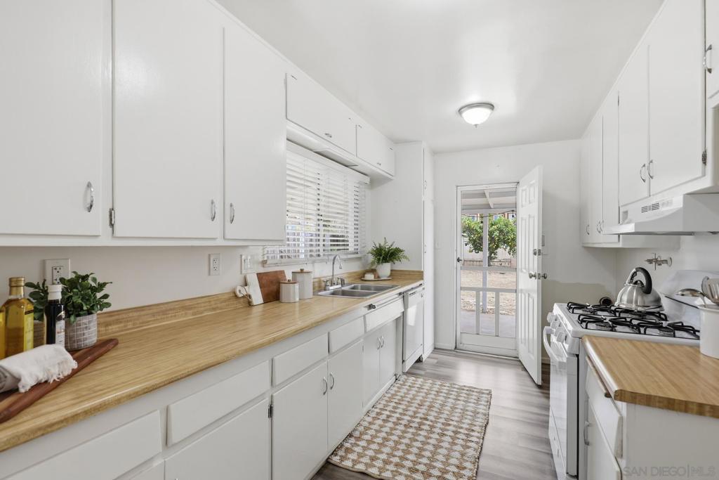 5001 Barstow Street - photo 16