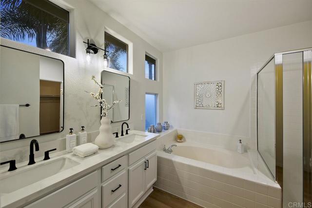 6445 LILIUM Lane, Carlsbad CA: https://media.crmls.org/mediaz/7accdcf3-af37-4269-bbd7-92e989beac05.jpg