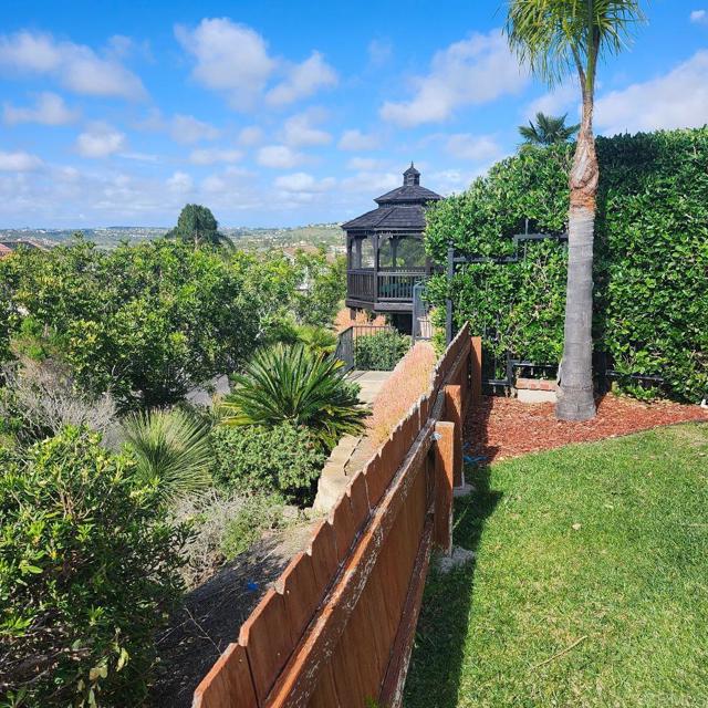 Detail Gallery Image 17 of 56 For 2124 Pintoresco Court, Carlsbad,  CA 92009 - 4 Beds | 3 Baths