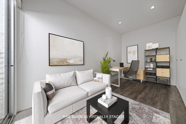 46640 Amir Drive, Palm Desert CA: https://media.crmls.org/mediaz/7ace2437-61b3-413f-acff-989b23446369.jpg