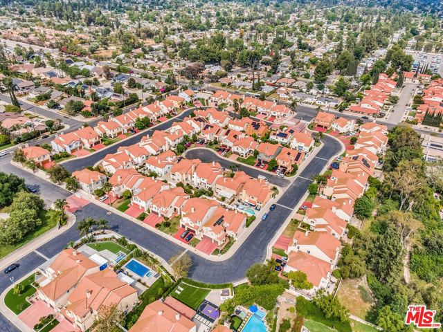 23234 Valerio Street, West Hills CA: https://media.crmls.org/mediaz/7acea010-32dd-4cec-97ff-3ae3d8e5d72c.jpg