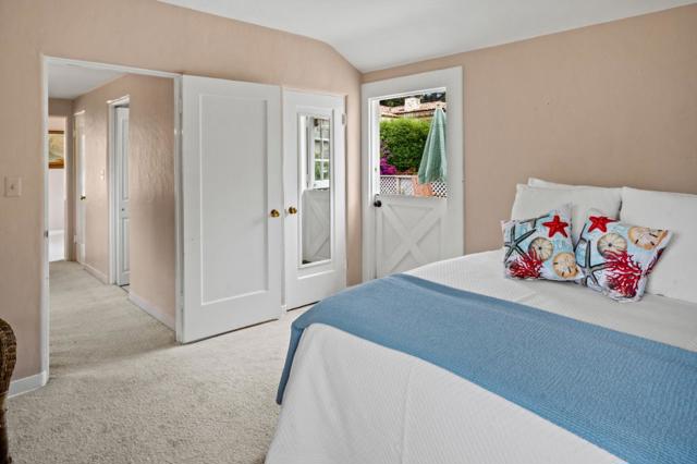 0 San Antonio 3 SE Ocean, Carmel CA: https://media.crmls.org/mediaz/7acf43d0-ef3a-4330-b895-ec170cc20974.jpg