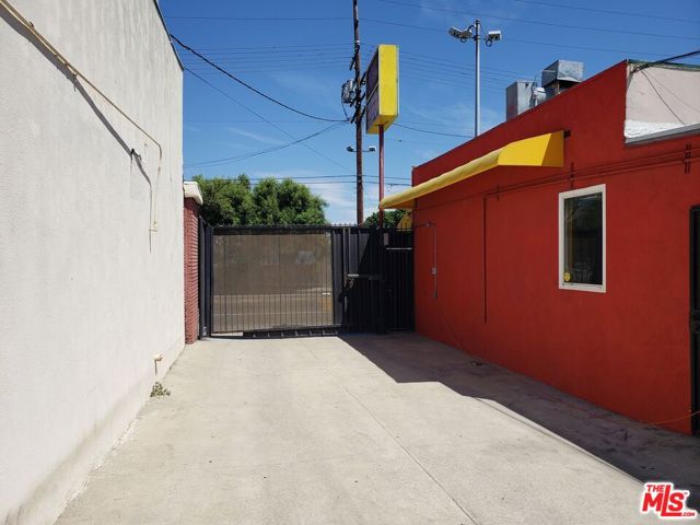 Image 2 for 11111 Wilmington Ave, Los Angeles, CA 90059